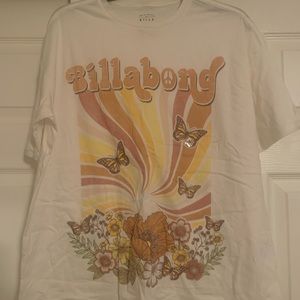 Women’s Billabong T-Shirt NWOT